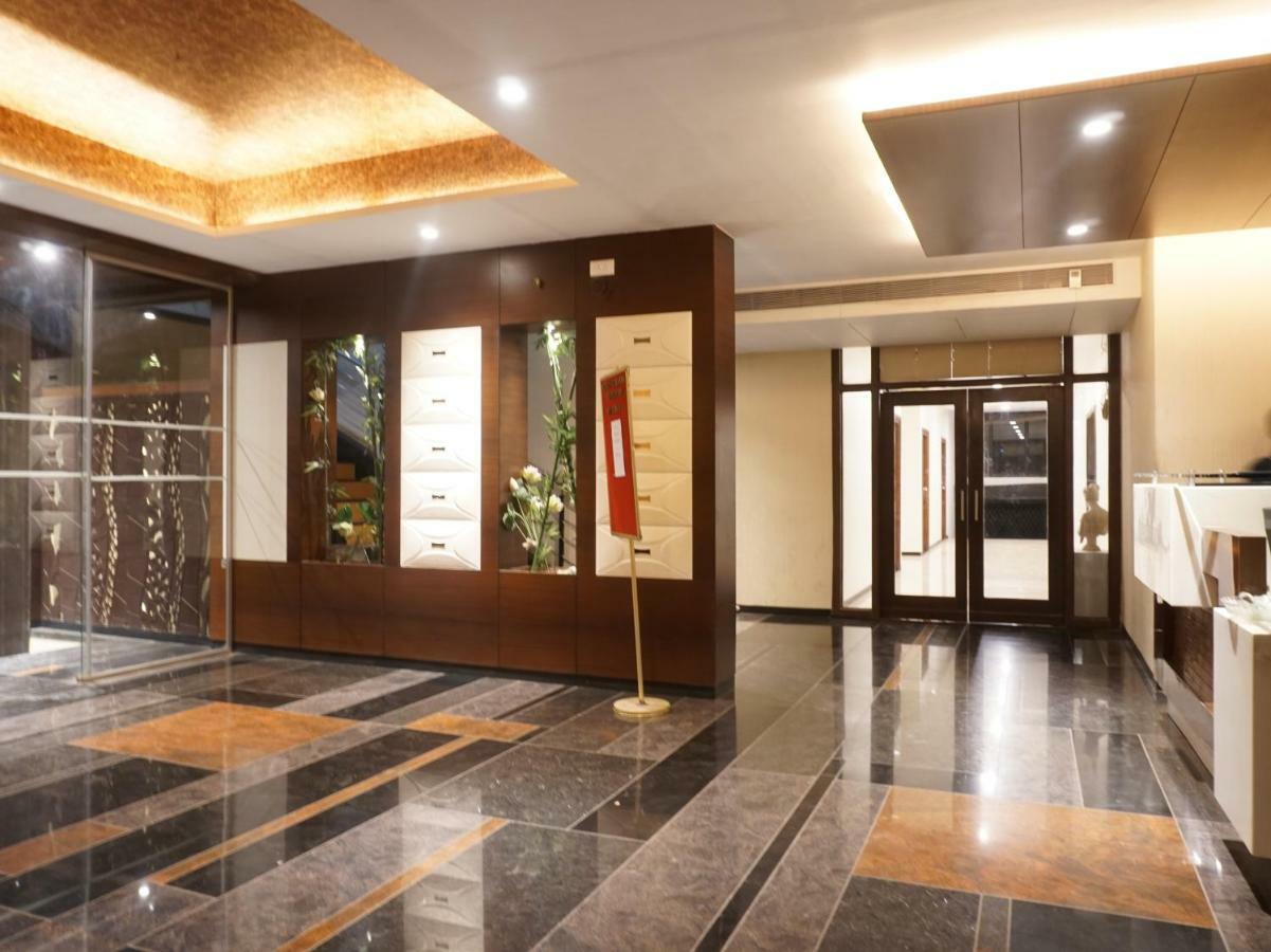 Palette Four Seasons Recreation Resort Jalgaon ภายนอก รูปภาพ