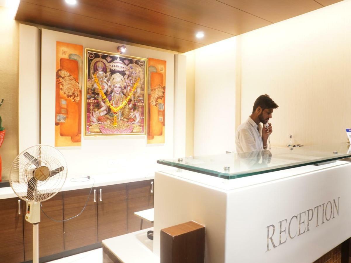 Palette Four Seasons Recreation Resort Jalgaon ภายนอก รูปภาพ